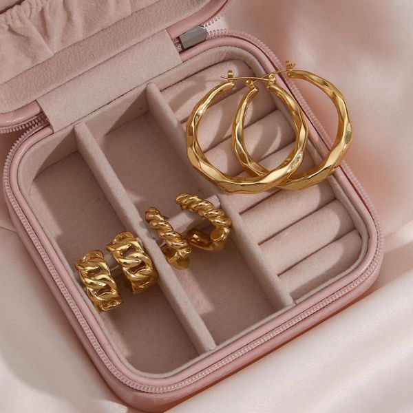 hoop & huggie 2021 latest design braided tiwsted patchwork cuban chain earrings for women geometric large gold, Golden;silver
hoop & huggie 2021 latest design braided tiwsted patchwork cuban chain earrings for women geometric large gold, Golden;silver