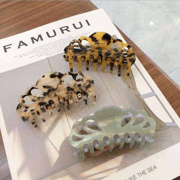 korean acrylic women hair crab clamps charm solid color leopard lady clips retro make up headdress styling tool1
korean acrylic women hair crab clamps charm solid color leopard lady clips retro make up headdress styling tool1