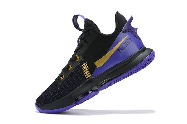 lebrons witness 5 lakers men basketball shoes sales 2021 5s green red black white sneakers store with box size 7-12
lebrons witness 5 lakers men basketball shoes sales 2021 5s green red black white sneakers store with box size 7-12