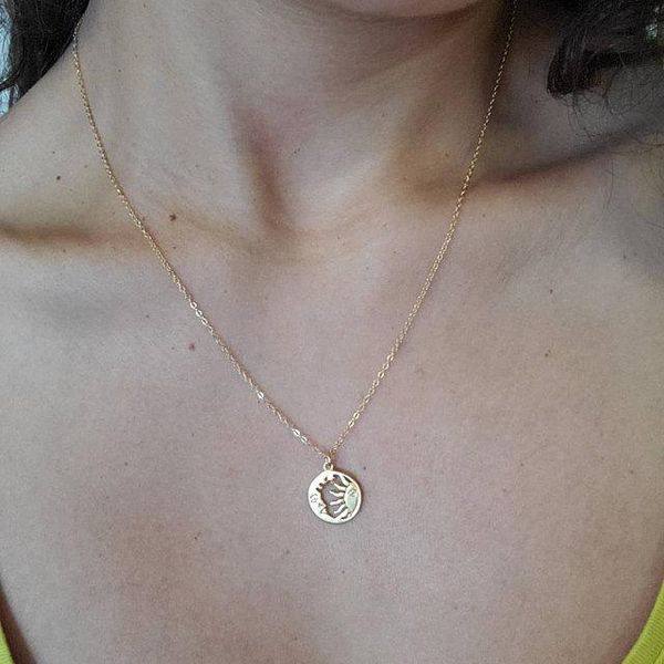 chains vintage disc coin necklace stainless steel moon and sun face pendants necklaces for women fashion jewellery gift bijoux, Silver 
chains vintage disc coin necklace stainless steel moon and sun face pendants necklaces for women fashion jewellery gift bijoux, Silver