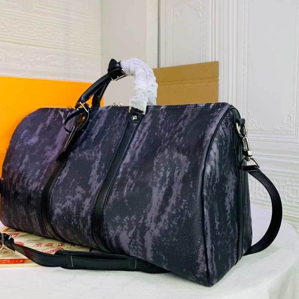 women shoulder back black graffiti travel classic canvas handbag quality men duffel bags 50cm large capacity
women shoulder back black graffiti travel classic canvas handbag quality men duffel bags 50cm large capacity