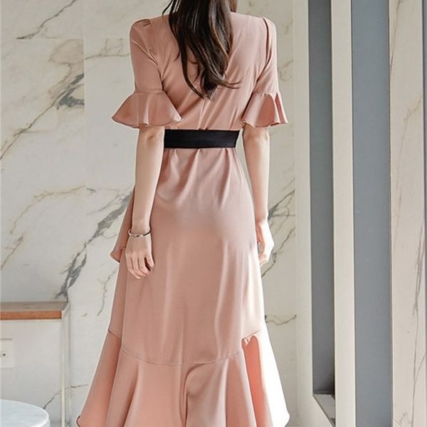 casual dresses new summer women v neck flare sleeve midi dress fashion vintage ruffle asymmetrical bcn2, Black;gray
casual dresses new summer women v neck flare sleeve midi dress fashion vintage ruffle asymmetrical bcn2, Black;gray