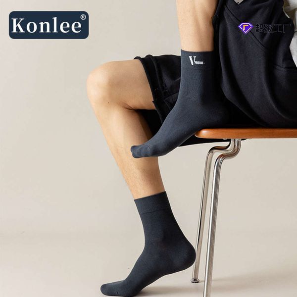 lettering middle casual, Black;white
lettering middle casual, Black;white