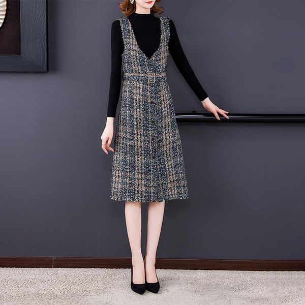 casual dresses button sweater elegant plaid round neck women's two piece sets, Black;gray
casual dresses button sweater elegant plaid round neck women's two piece sets, Black;gray