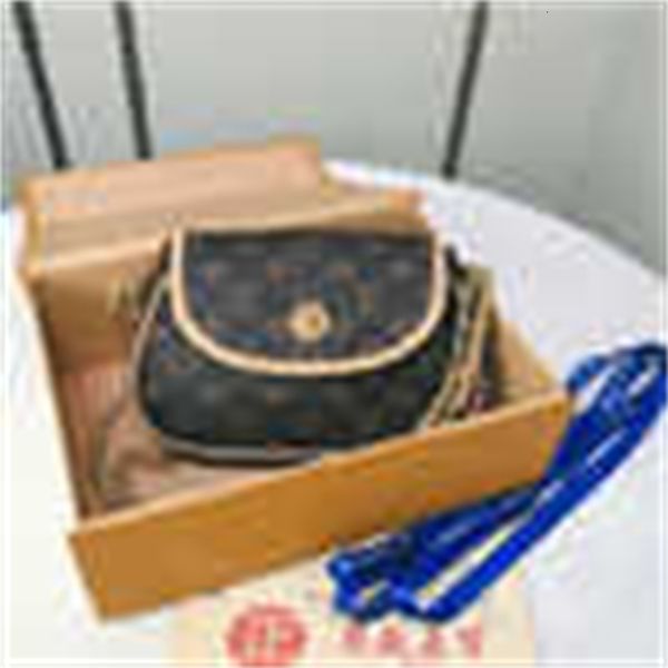 luxury m51523 french underarm bag female new trend chain bag handbags iconic brand handles shoulder bags totes cross designer body bag c
luxury m51523 french underarm bag female new trend chain bag handbags iconic brand handles shoulder bags totes cross designer body bag c