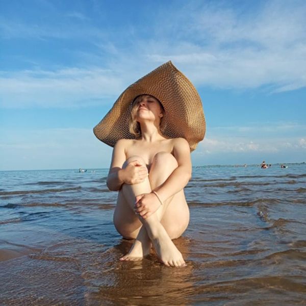 wide brim hats ins handmade knitted hollow women big sun hat breathable cool ladies summer uv beach foldable drop, Blue;gray
wide brim hats ins handmade knitted hollow women big sun hat breathable cool ladies summer uv beach foldable drop, Blue;gray