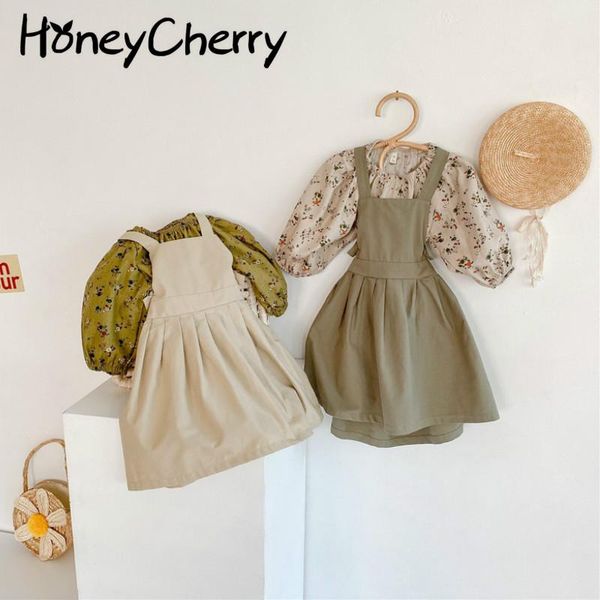 girls floral shirt + pleated dress suit strap retro two-piece kids clothes fashion clothing sets, White
girls floral shirt + pleated dress suit strap retro two-piece kids clothes fashion clothing sets, White