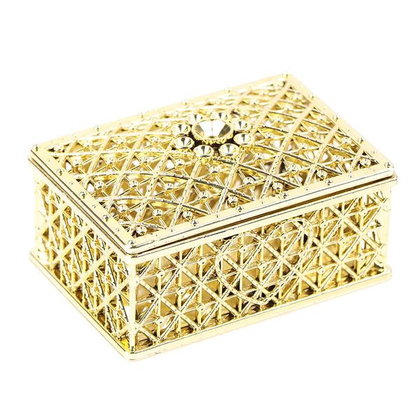 gift wrap 1pcs mini plastic hollow gold foil cake candy box wedding favor marriage baby shower treat packaging party event supply
gift wrap 1pcs mini plastic hollow gold foil cake candy box wedding favor marriage baby shower treat packaging party event supply