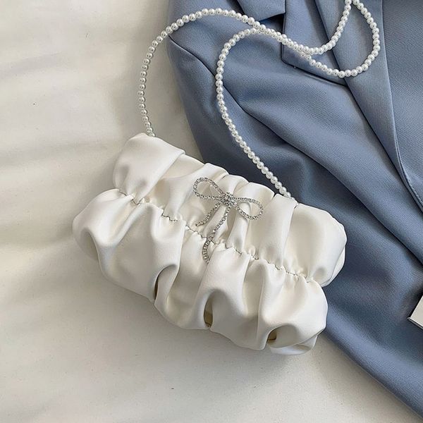popular crossbody shoulder bag womens 2021 new tide fashion pearl chain bag net red summer pleated cloud bags
popular crossbody shoulder bag womens 2021 new tide fashion pearl chain bag net red summer pleated cloud bags