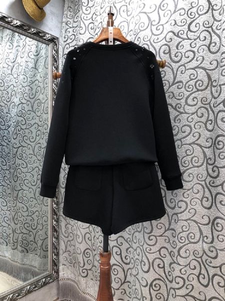 shorts sweatshirts autumn winter sets ladies luxurious beading black +cotton short suits set casual, White;black
shorts sweatshirts autumn winter sets ladies luxurious beading black +cotton short suits set casual, White;black