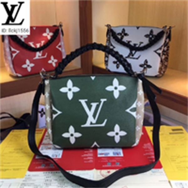 cross brand designer luxury acqe m53914 green perforated leather shoulder bag women handbags iconic bags handles shoulder bags totes bod, Red;black
cross brand designer luxury acqe m53914 green perforated leather shoulder bag women handbags iconic bags handles shoulder bags totes bod, Red;black
