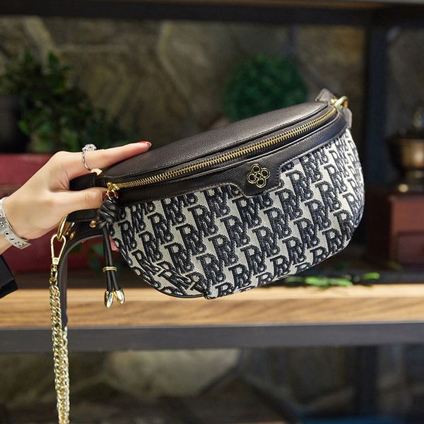 women's bag new fashion messenger waist versatile design single shoulder chest purses luxury outlet
women's bag new fashion messenger waist versatile design single shoulder chest purses luxury outlet