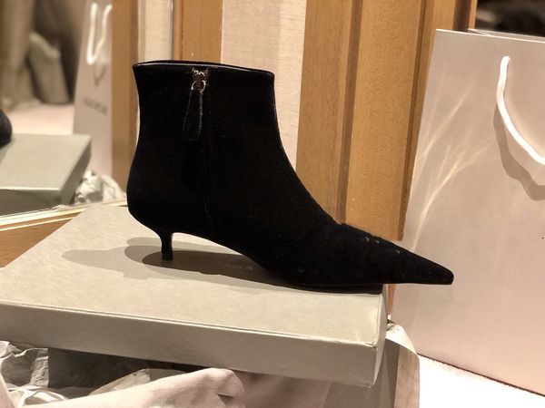 red bottom heels women dress shoes fashion womens high heel so kate styles round pointed toes pumps bottoms sneakers big size 1216, Black
red bottom heels women dress shoes fashion womens high heel so kate styles round pointed toes pumps bottoms sneakers big size 1216, Black