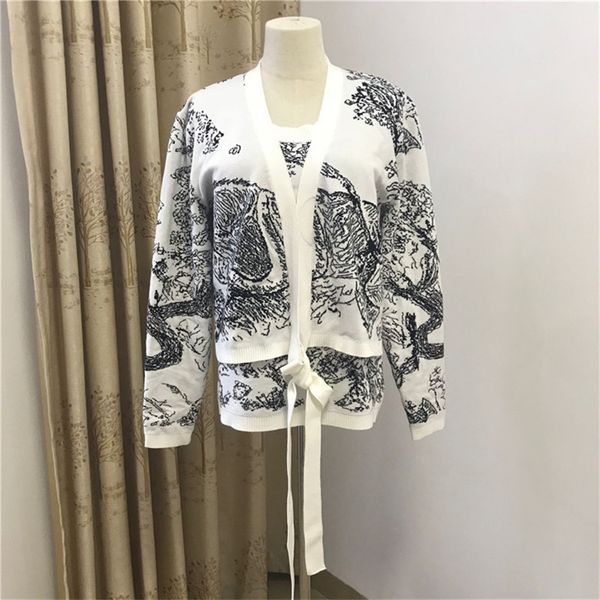 autumn new fashion casual jacquard jungle animal pattern vest cardigan 2-piece suit sweater women, White
autumn new fashion casual jacquard jungle animal pattern vest cardigan 2-piece suit sweater women, White