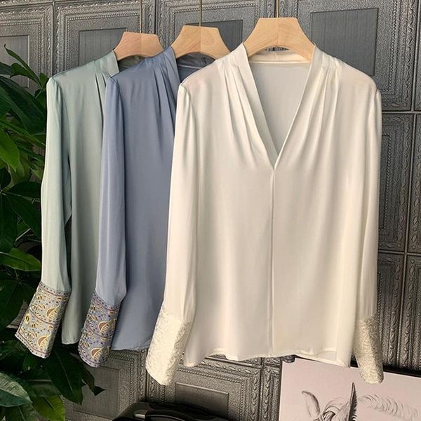 women's blouses & shirts 2021 women v-neck long sleeve office lady's summer fashion embroidery soft casual all-match slik female, White
women's blouses & shirts 2021 women v-neck long sleeve office lady's summer fashion embroidery soft casual all-match slik female, White