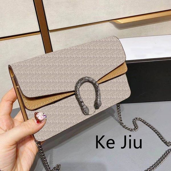ke jiu spring summer embossed puffy leather chain bag coussin pm handbag fashion-forward shoulder bags cross-body with the strap purse walle
ke jiu spring summer embossed puffy leather chain bag coussin pm handbag fashion-forward shoulder bags cross-body with the strap purse walle