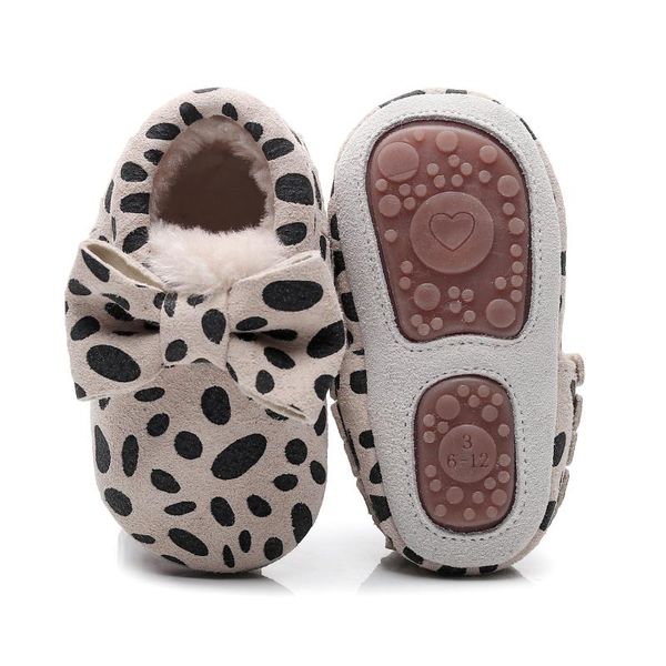 first walkers winter warm genuine leather suede baby shoes polka dots printed born toddler moccains hard sole handmade big bow prewalker
first walkers winter warm genuine leather suede baby shoes polka dots printed born toddler moccains hard sole handmade big bow prewalker