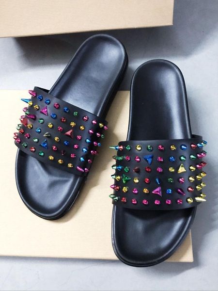 wholesale 2021 luxuryss designerss men slipper dust bag with box studded spikes shoes beach outdoor platform slide summer wide flat sandals, Black
wholesale 2021 luxuryss designerss men slipper dust bag with box studded spikes shoes beach outdoor platform slide summer wide flat sandals, Black