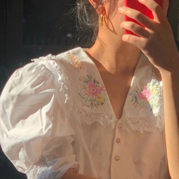 women's blouses & shirts embroidey flower lace blouse women fashion puff sleeve single breasted blusa spring 2021 elegant casual top, White
women's blouses & shirts embroidey flower lace blouse women fashion puff sleeve single breasted blusa spring 2021 elegant casual top, White