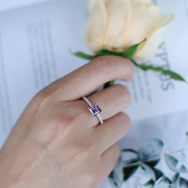 cluster rings gem's ballet 1.08ct cut natural amethyst purple romantic gemstone ring 925 sterling silver for women wedding fine jewelry, Golden;silver
cluster rings gem's ballet 1.08ct cut natural amethyst purple romantic gemstone ring 925 sterling silver for women wedding fine jewelry, Golden;silver