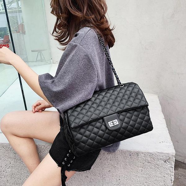 shoulder bags large capacity bag 2021 rhombic embroidery simple fashion chain messenger luxury handbags women designer
shoulder bags large capacity bag 2021 rhombic embroidery simple fashion chain messenger luxury handbags women designer