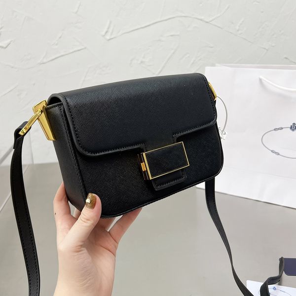 italy brand classic triangle sign shoulder bags genuine leather crossbody bag fashion simple original hardware women handbag tote luxury des
italy brand classic triangle sign shoulder bags genuine leather crossbody bag fashion simple original hardware women handbag tote luxury des