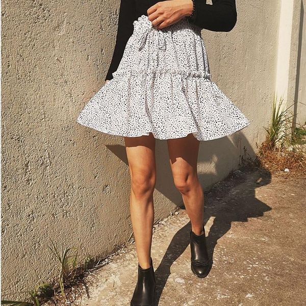 women summer chiffon skirt 2021 polka dot print vintage boho beach mini pleated faldas mujer ladies chic ruffles skirts, Black
women summer chiffon skirt 2021 polka dot print vintage boho beach mini pleated faldas mujer ladies chic ruffles skirts, Black