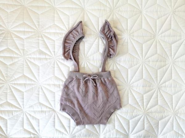 shorts owligbaby 2021 style baby overalls summer fashion babys 0-3 years, Black
shorts owligbaby 2021 style baby overalls summer fashion babys 0-3 years, Black