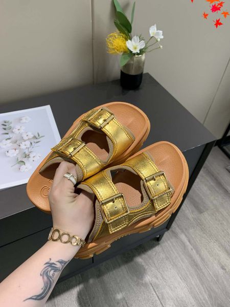 2021 slipper designer slide summer sandals fashion women beach indoor flat flip flops leather luxurys shoes womens slippers high heels with, Black
2021 slipper designer slide summer sandals fashion women beach indoor flat flip flops leather luxurys shoes womens slippers high heels with, Black
