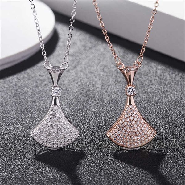 100% 925 sterling silver women's party necklace, original brand, fashion, couple gift
100% 925 sterling silver women's party necklace, original brand, fashion, couple gift