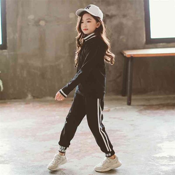 winter children sets casual long sleeve gray pocket hoodies black trousers 2pcs girls clothes 3-12t 210629, White
winter children sets casual long sleeve gray pocket hoodies black trousers 2pcs girls clothes 3-12t 210629, White