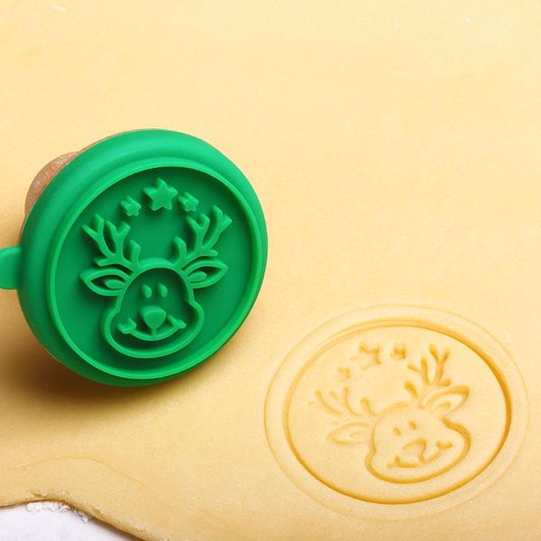 baking moulds christmas 1set silicone diy cookie stamp fondant mold biscuit embossing cutters sugar craft tool din889
baking moulds christmas 1set silicone diy cookie stamp fondant mold biscuit embossing cutters sugar craft tool din889