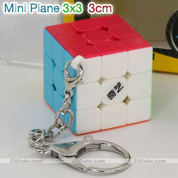 

QiYi Keychains Mini Cube 2.0 3.0 3.3 3x3x3 Plane Small Cube Magical Cubo 3x3 330 Stickerless Colorful SchoolBag Accessories