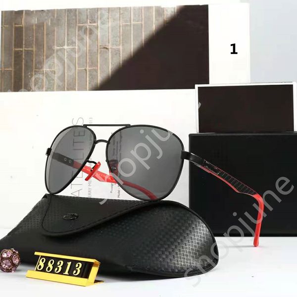2021 brand high-quality men's and women's polarized sunglasses, polaroid lenses, stainless steel alloy frames, 5 color options, White;black
2021 brand high-quality men's and women's polarized sunglasses, polaroid lenses, stainless steel alloy frames, 5 color options, White;black