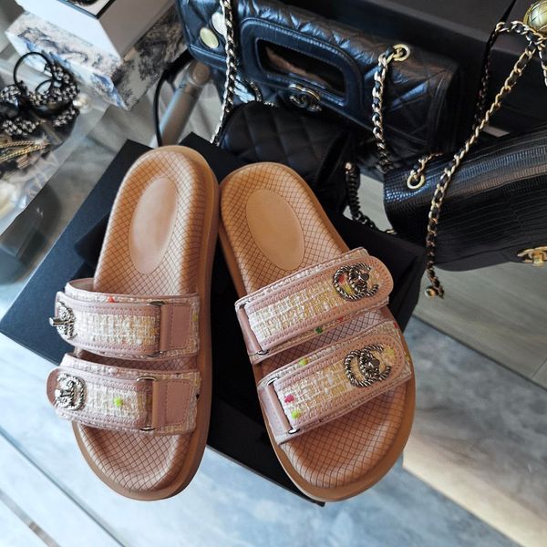 women sandals hollow out flat slippers sandal studded girl shoes arrivel luxury designer platform slides lady flip flops with original box s, Black
women sandals hollow out flat slippers sandal studded girl shoes arrivel luxury designer platform slides lady flip flops with original box s, Black