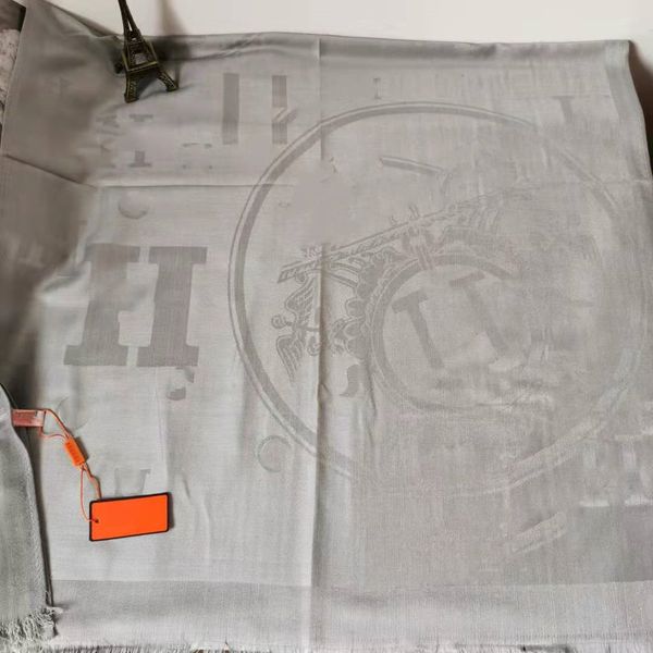 2021 classic horse cotton scarf fashion scarf ladies decorative scarf 180*70cm european style without box 0654, Blue;gray
2021 classic horse cotton scarf fashion scarf ladies decorative scarf 180*70cm european style without box 0654, Blue;gray