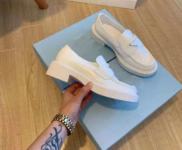 women dress shoes flat casual low-wedding party fashion luxury business formal loafer social chunky with original box, Black
women dress shoes flat casual low-wedding party fashion luxury business formal loafer social chunky with original box, Black