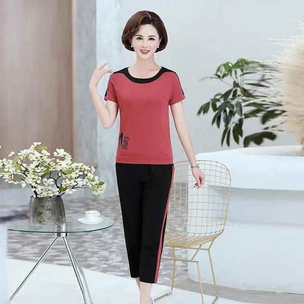 mom casual plus size tracksuit fashion printing short sleeves ankle-length pant summer solid cotton spliced two piece set women's pants, White
mom casual plus size tracksuit fashion printing short sleeves ankle-length pant summer solid cotton spliced two piece set women's pants, White