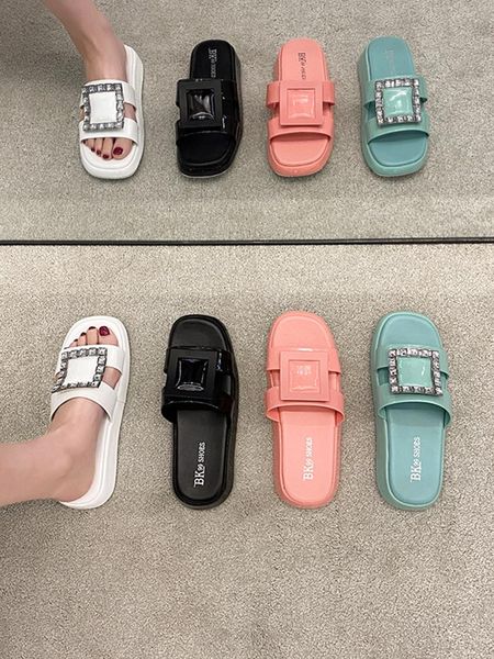 slippers female shoes ladies' luxury slides platform jelly flip flops 2021 designer flat glitter soft pu rubber basic crystal, Black
slippers female shoes ladies' luxury slides platform jelly flip flops 2021 designer flat glitter soft pu rubber basic crystal, Black