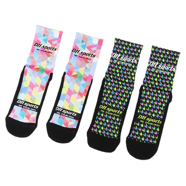 pair sports socks professional cycling marathon football streetwear clothing accessories elastic simple fashion, Black
pair sports socks professional cycling marathon football streetwear clothing accessories elastic simple fashion, Black