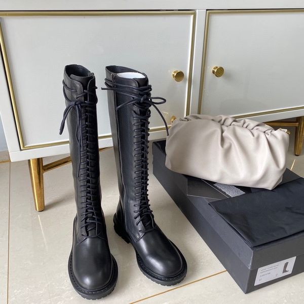 new fashion european style black ankle boots flats round toe black lace-up boots woman platform patent leather shoes
new fashion european style black ankle boots flats round toe black lace-up boots woman platform patent leather shoes