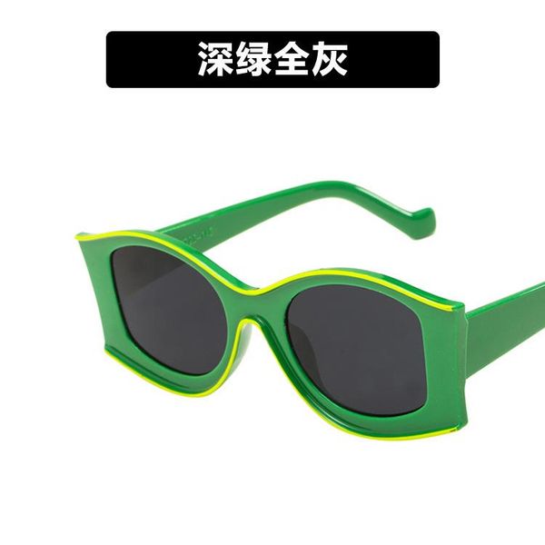 sunglasses european and american colorful hip hop big frame 2021 women's cross border network red fashion trend v, White;black
sunglasses european and american colorful hip hop big frame 2021 women's cross border network red fashion trend v, White;black