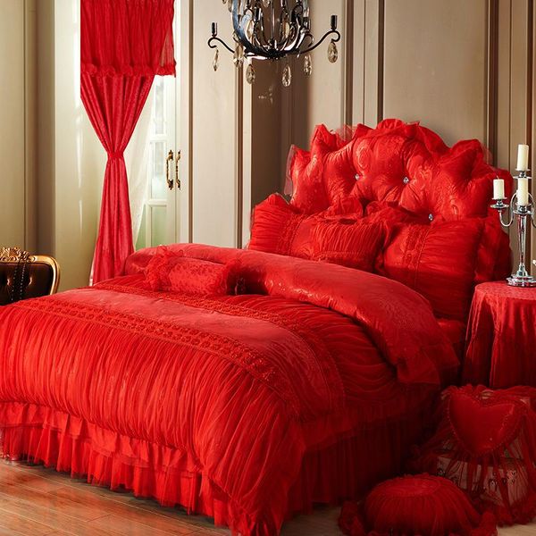 bedding sets romantic lace princess wedding bedspread red jacquard satin ruffles duvet/quilt cover bed skirt cotton home textile
bedding sets romantic lace princess wedding bedspread red jacquard satin ruffles duvet/quilt cover bed skirt cotton home textile