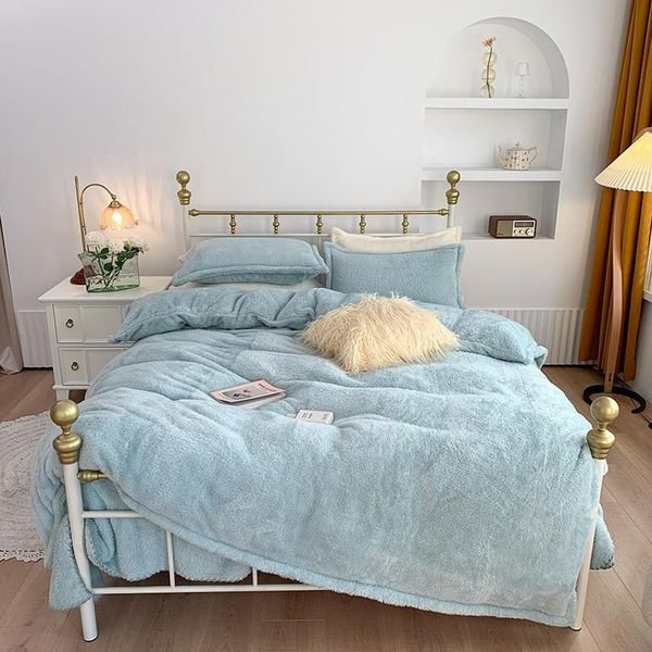 fleece fluffy duvet cover set luxury ultra soft warm bedding sets 4/6pcs 1faux fur 2/4faux pillowcase 1bed sheet
fleece fluffy duvet cover set luxury ultra soft warm bedding sets 4/6pcs 1faux fur 2/4faux pillowcase 1bed sheet