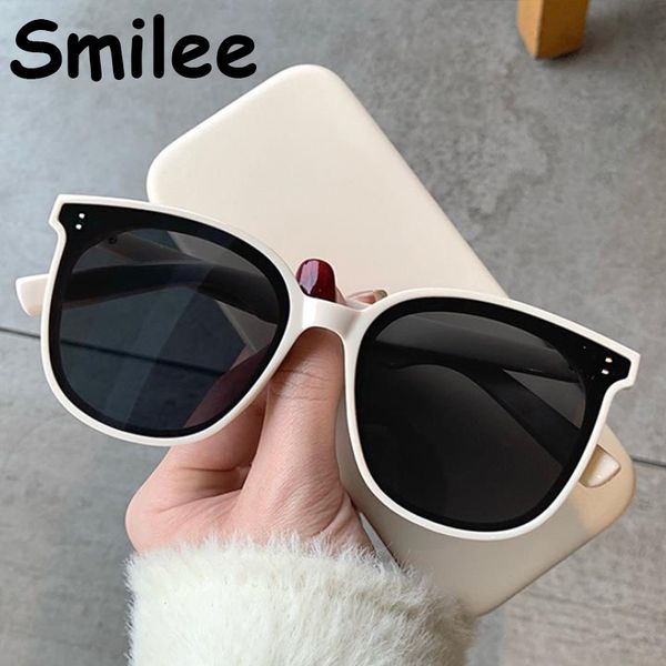 2021 trend fashion women non white sunglasses women luxury designer place large sunglasses men shades uv400 glasses wholesale, White;black
2021 trend fashion women non white sunglasses women luxury designer place large sunglasses men shades uv400 glasses wholesale, White;black