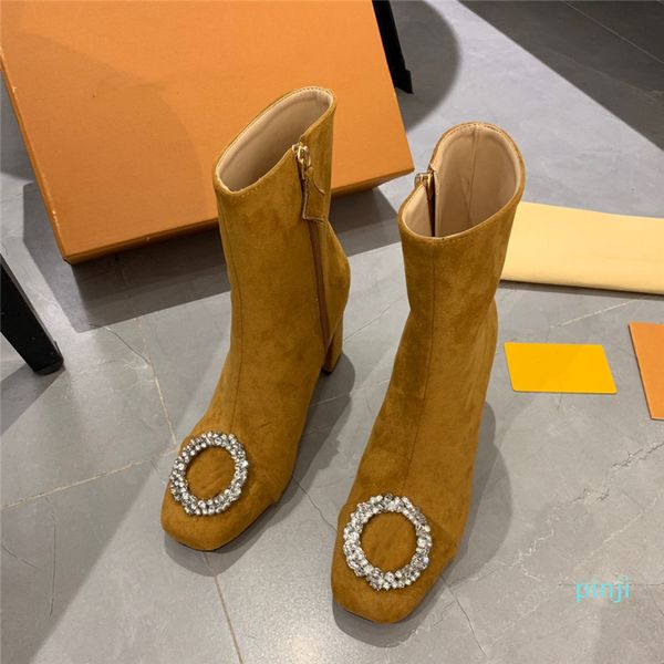 2021 ankle boots luxury womens designer thick high heels luxur y design lace up martin b oots ladies fashion winter diamond buckle short, Black
2021 ankle boots luxury womens designer thick high heels luxur y design lace up martin b oots ladies fashion winter diamond buckle short, Black