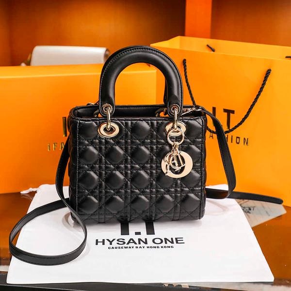 women luxurys designers bags 2021 womens handbags purses designer crossbody wallet bag louisbags_18 leather texture princess lingge chain me
women luxurys designers bags 2021 womens handbags purses designer crossbody wallet bag louisbags_18 leather texture princess lingge chain me