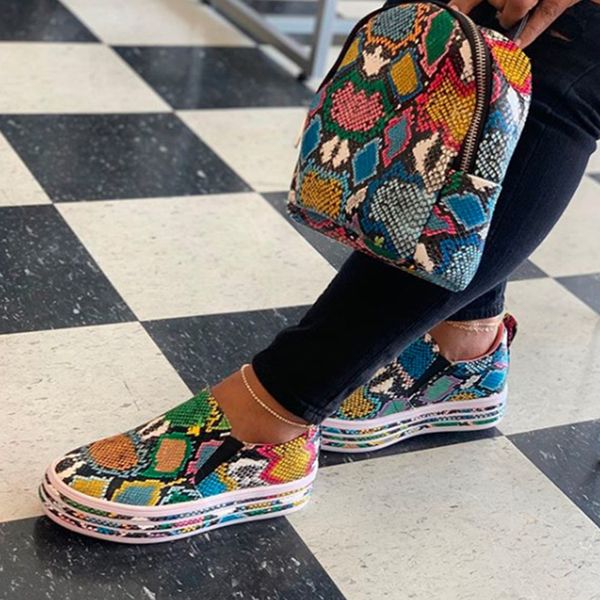 shoes and bags ins colorful snake printed vulcanized loafers female sneakers fashion 2021 women footwear lj201019, Black;white
shoes and bags ins colorful snake printed vulcanized loafers female sneakers fashion 2021 women footwear lj201019, Black;white