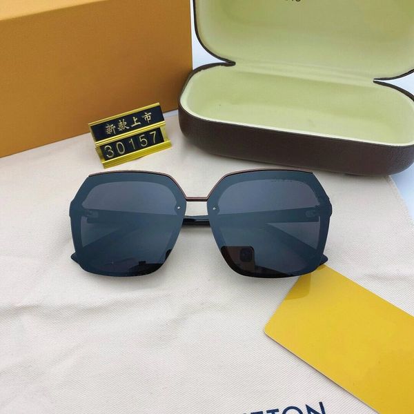 luxury womans sunglasses fashion mens sun glasses uv protection men designer eyeglass gradient metal hinge women spectacles with original ca, White;black
luxury womans sunglasses fashion mens sun glasses uv protection men designer eyeglass gradient metal hinge women spectacles with original ca, White;black