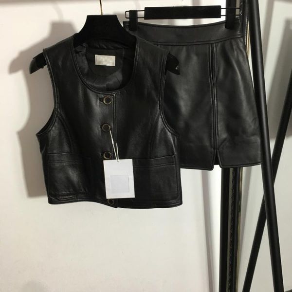 women's vests england style vest jacket solid color black and brown with pants sleeveless out-wear fa249600, Black;white
women's vests england style vest jacket solid color black and brown with pants sleeveless out-wear fa249600, Black;white